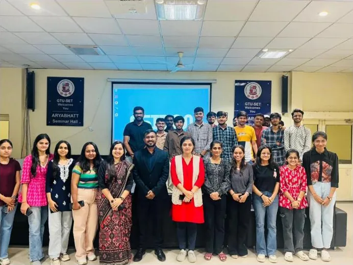 Pranav Veerani with engineering students after his Future Skills workshop at GTU-SET, Ahmedabad